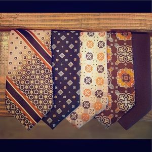 Lot of 21 vintage 60’s & 70’s polyester ties!